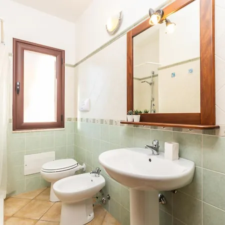 Bynos Pool - Primo Piano *